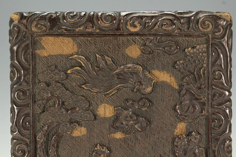 中国美術 彷 堆黒 具利縁 人物鳳鶴紋 蓋物(K-YC375)