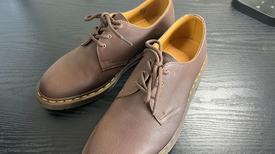 【美品・2回使用】ドクターマーチン 1461 UK9 / 28cm相当｜シボ革