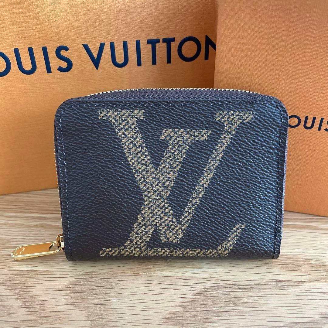 ルイヴィトン　ジッピー・パース モノグラムジャイアント