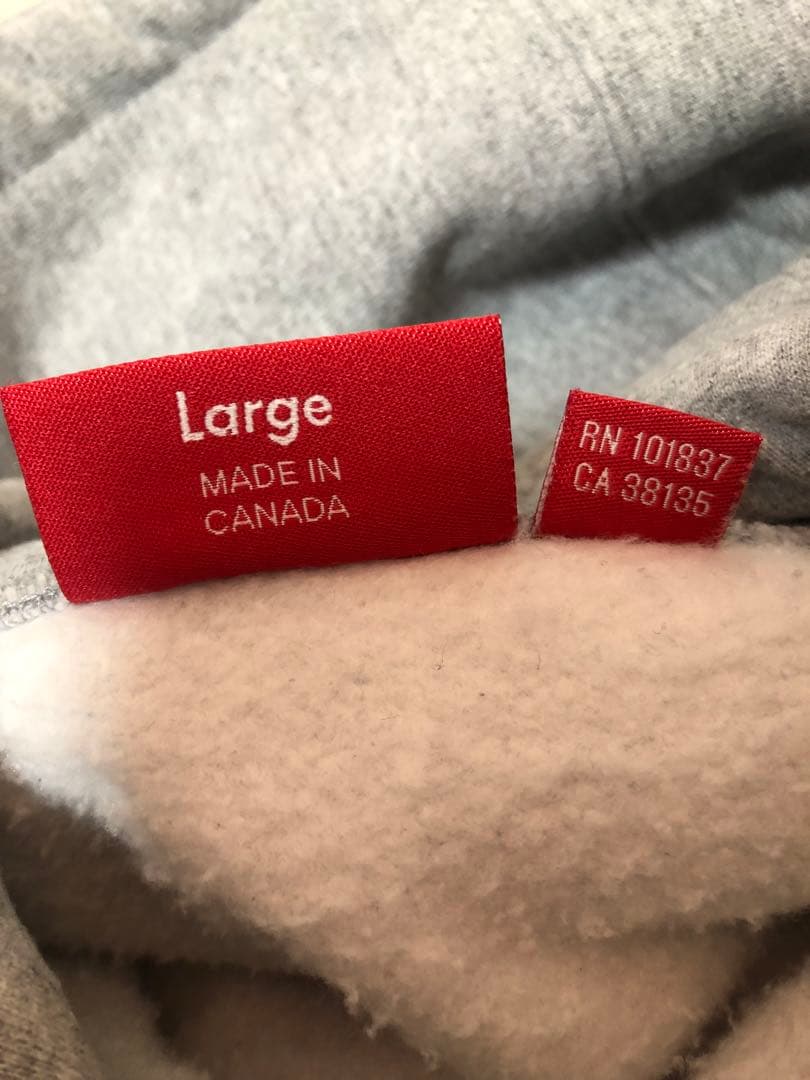 supreme シュプリーム　Sロゴ ツノ　パーカー