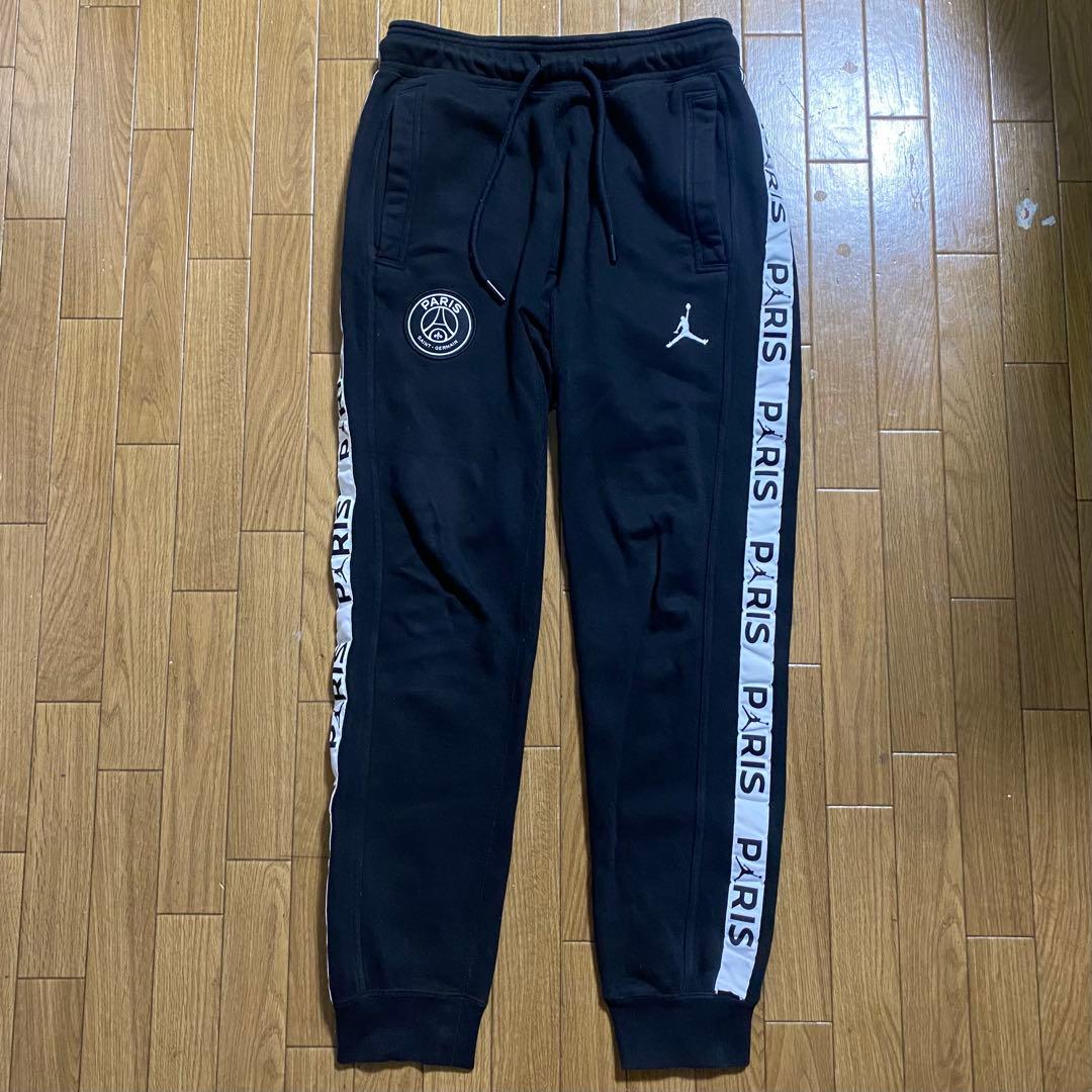 パリサンジェルマン　ジョーダン　セットアップ 上Ｌ下Sサイズ　サイドライン