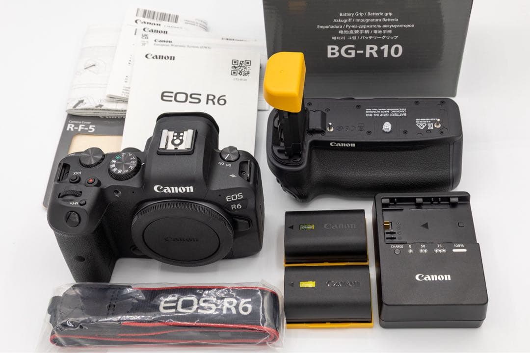 【中古美品】CANON EOS R6 ボディ・バッテリーグリップ・バッテリー２個