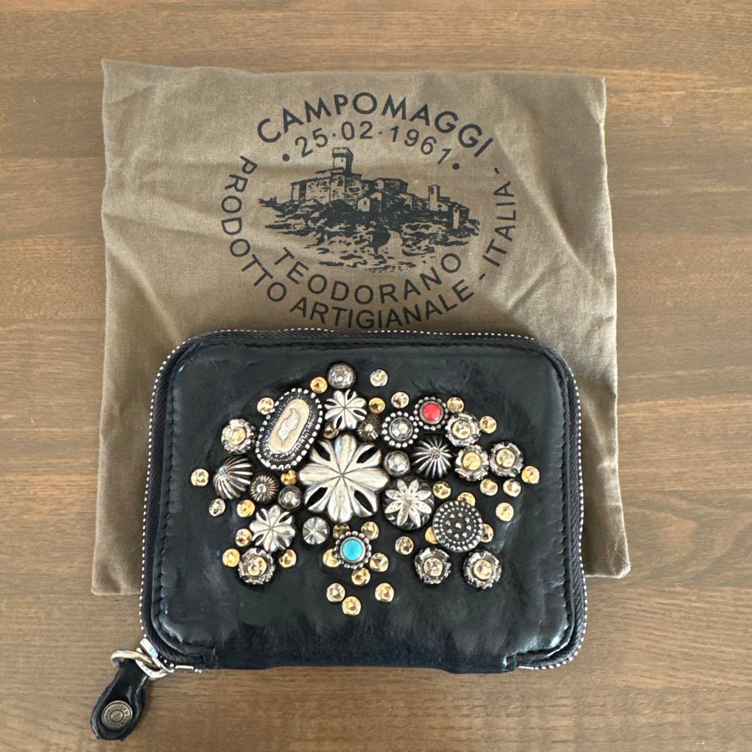 CAMPOMAGGI 装飾付き二つ折り財布　最終値下げです