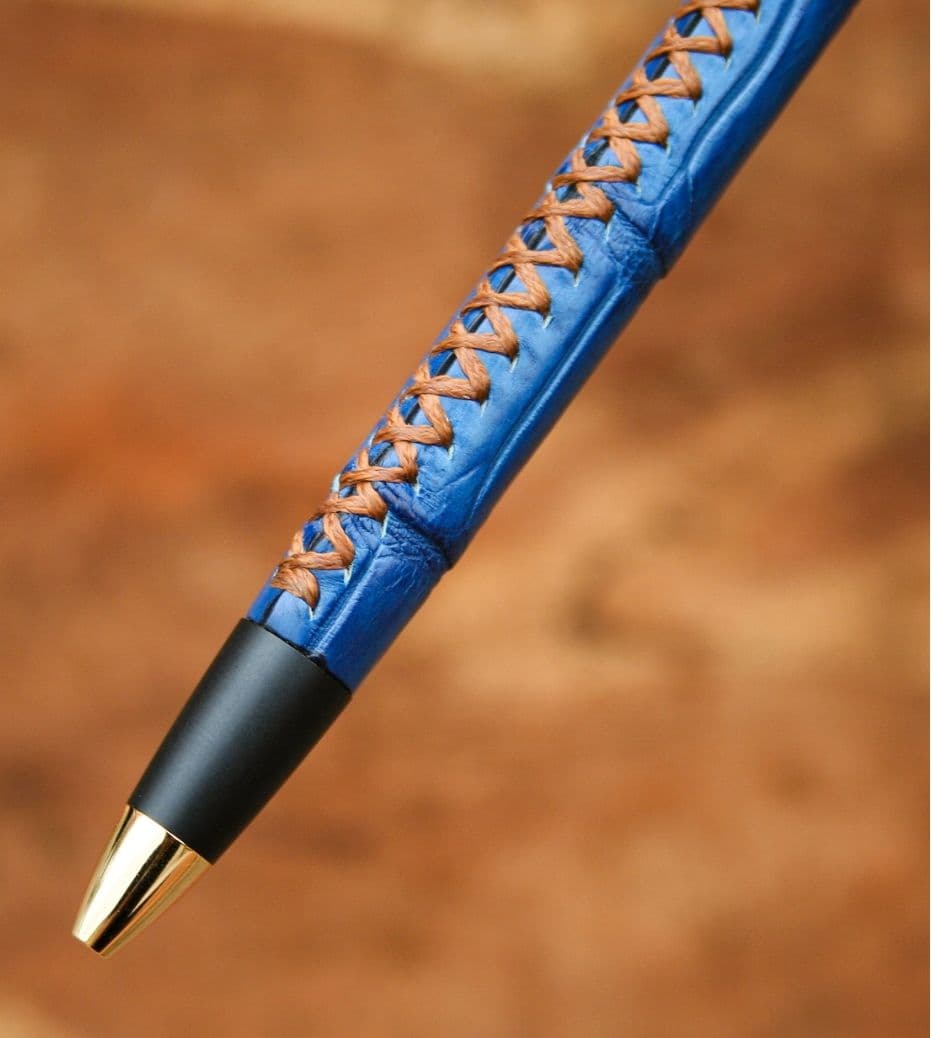 【新品未開封】シックザール 夏限定 革軸ペン【クロコダイル 藍染 (薄藍)】