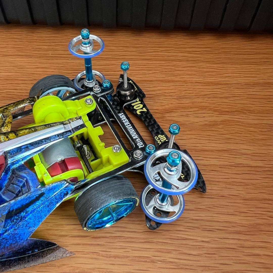 ■激レア　ミニ四駆　完成品　加工　アバンテ　仮面ライダーダブル　ルナ・トリガー風