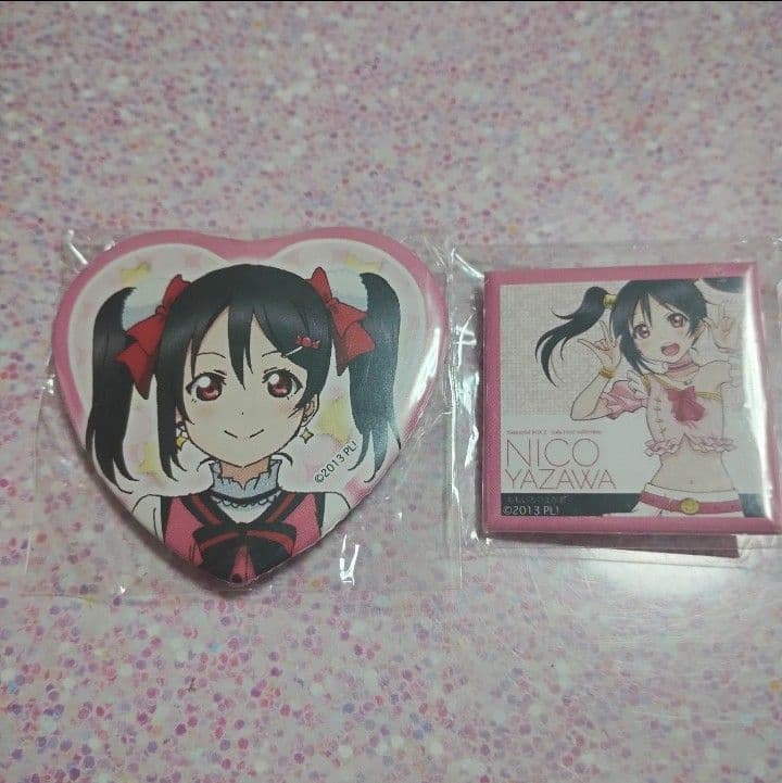 ラブライブ　μ's　矢澤にこ　5th　ガチャ　ハート型缶バッジ