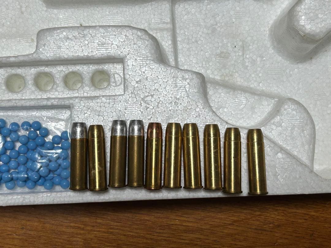 マルシンコルトS A Aガスガン ディープブラック木製グリップ金属カート