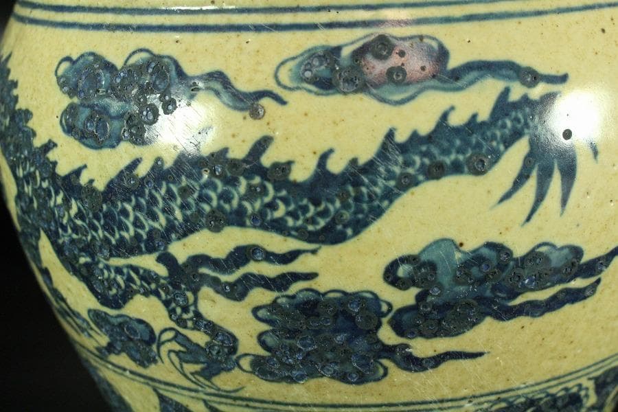 中国美術 青華 纏枝霊芝雲龍紋 獣耳罐 瓶(K-MB253)