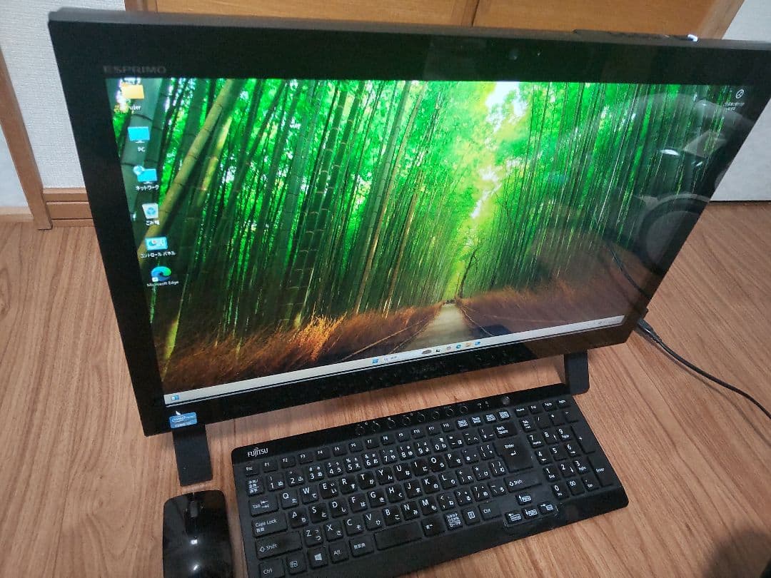 富士通 core i5 8GB SSD240GB オールインワンPC