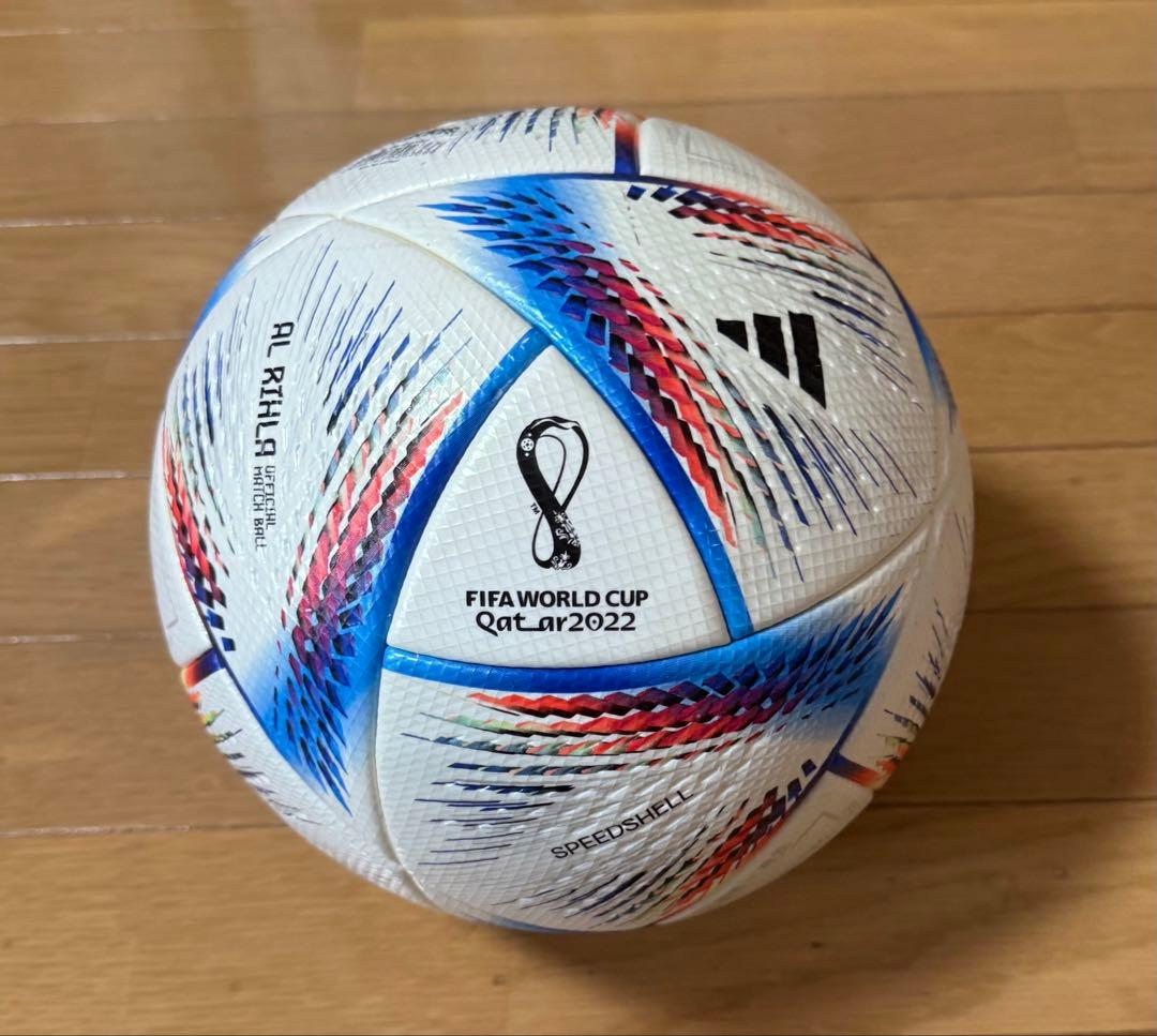 adidas AL RIHLA （サッカーA代表が使用済み）