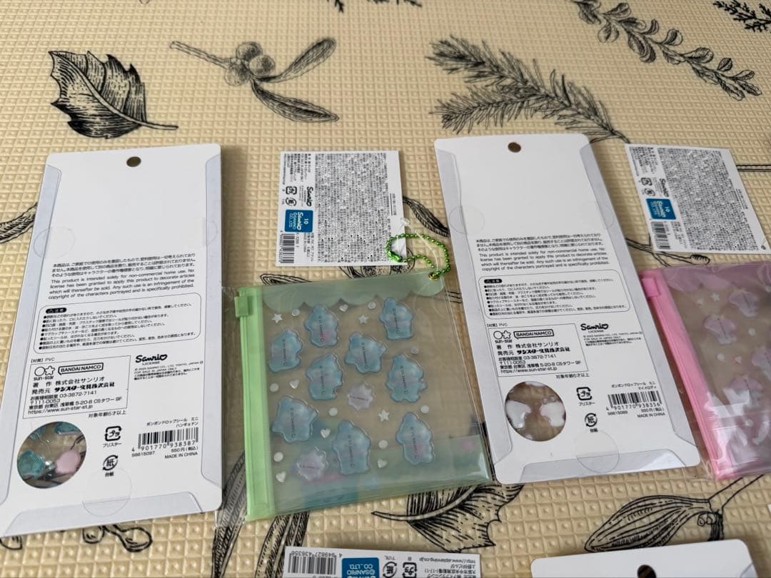 【完全正規品】ボンボンドロップシール　サンリオmini デコパーツ６種セット