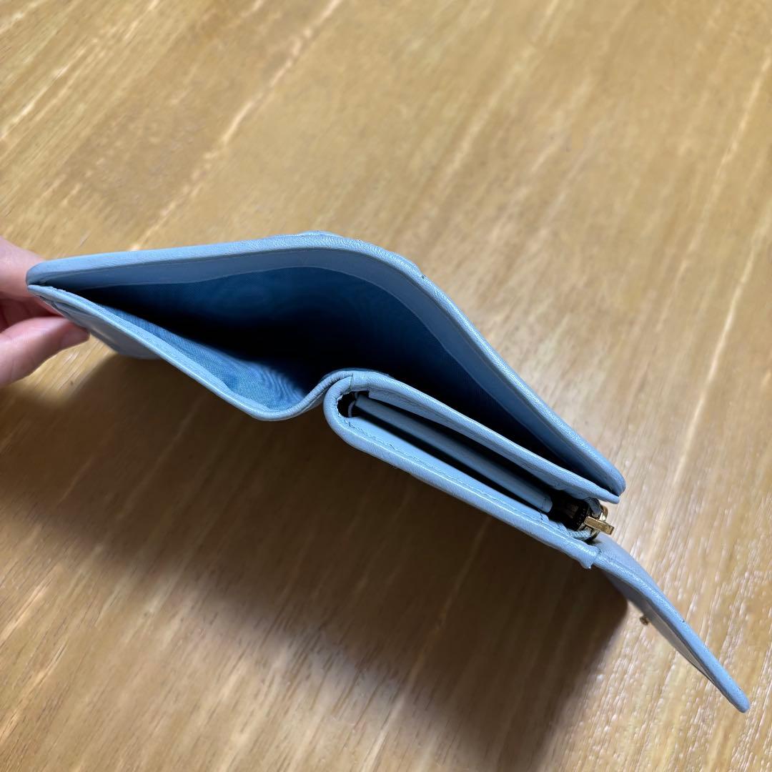 MIU MIU マテラッセ 折り財布 水色【極美品】