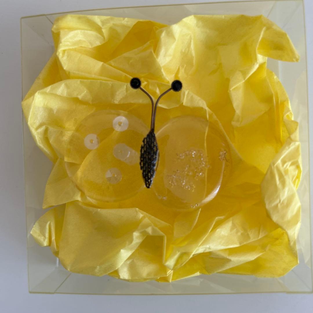 ミナ ペルホネンちょうちょ　ブローチ