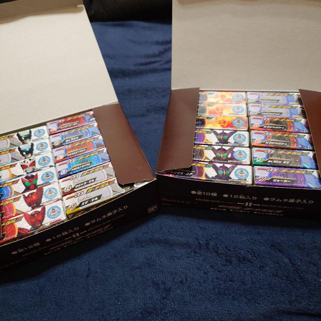 バンダイ オーメダル4 ・２　全12種 12箱入り＋バラ２２個