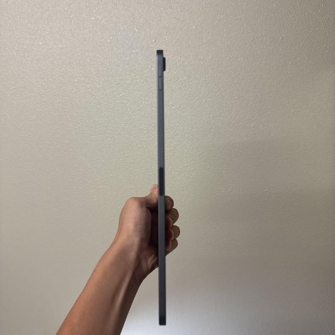 Apple iPad Air 5スペースグレー 本体※ペンシルはつきません。