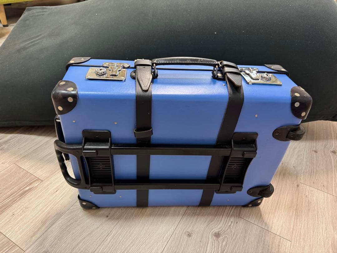 【希少カラー】グローブトロッター スーツケース