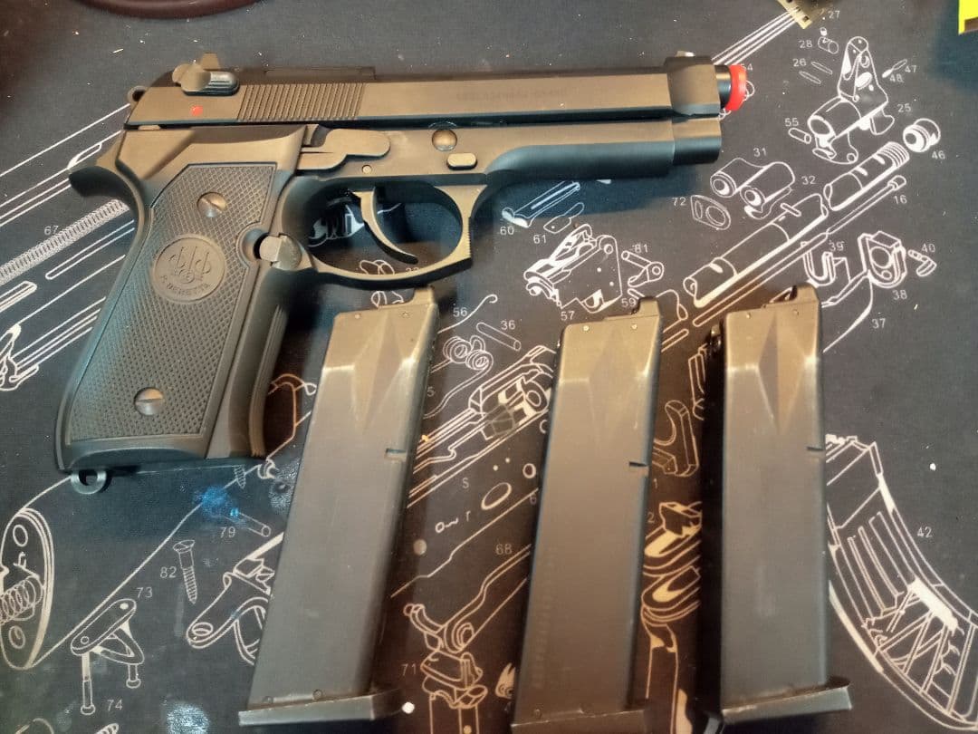 KSC M9 M92F HW ヘビーウェイト システム7 マグ3本 実物グリップ