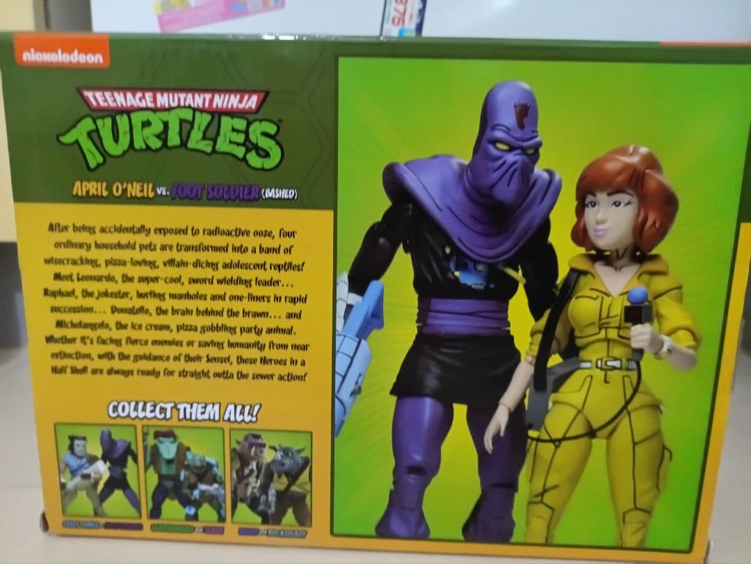 ネカ エイプリル　フットソルジャー　セット　タートルズ TMNT　フィギュア