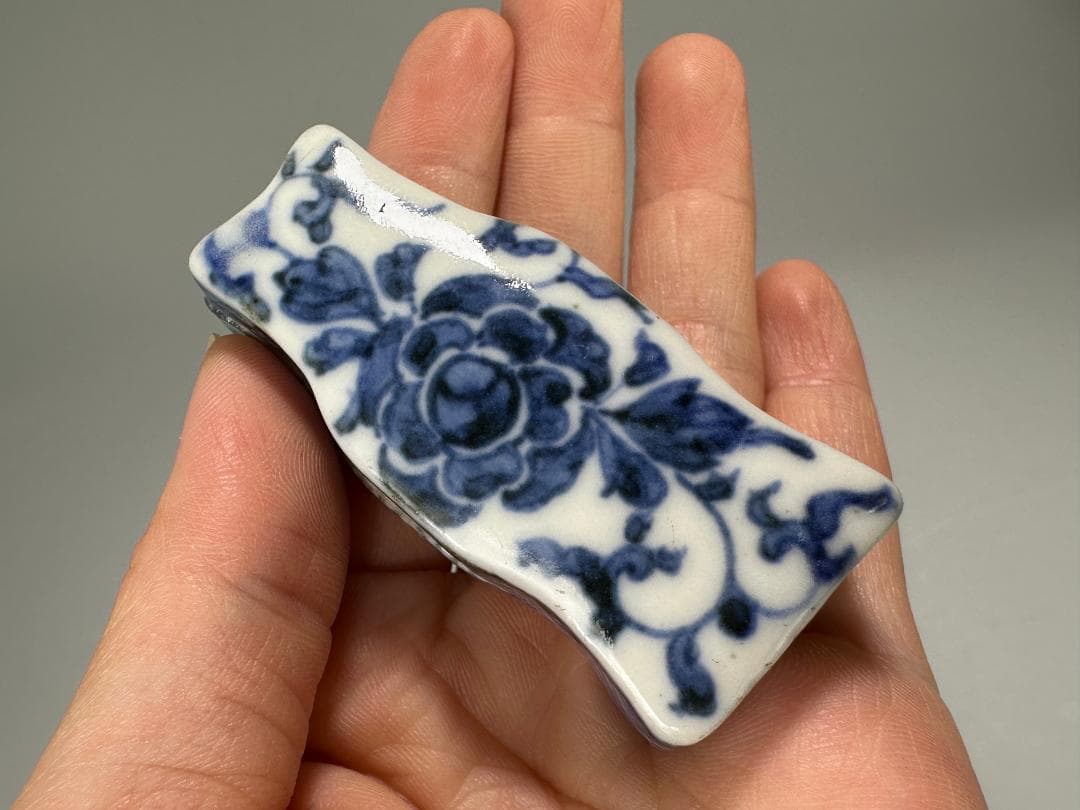 中国美術　清朝　清時代　青花花卉文　玩字款　香合　染付蓋物　香道具　唐物　古物