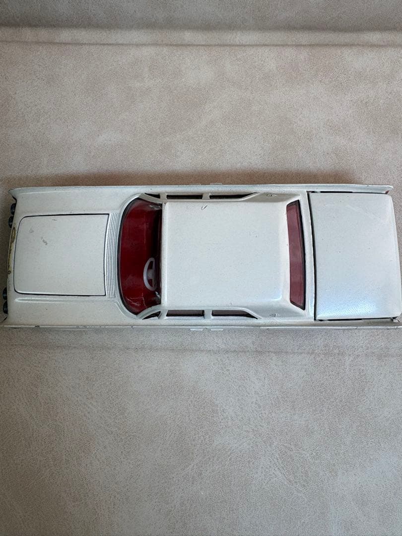 ヴィンテージミニカー　フォードリンカーン コンチネンタル 白　テクノ・デンマーク