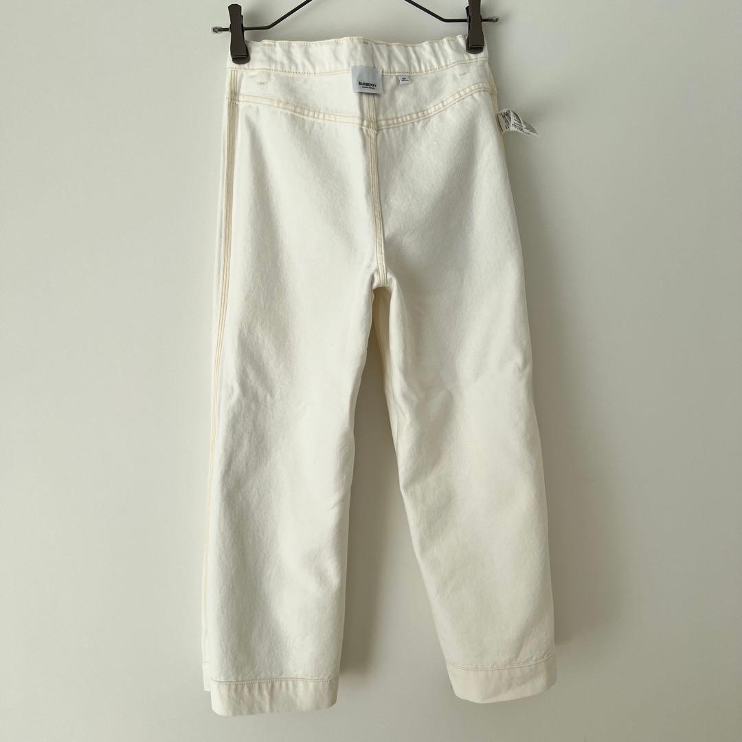 【新品タグ付き】BURBERRY バーバリー 140cm ロゴ 白デニムパンツ