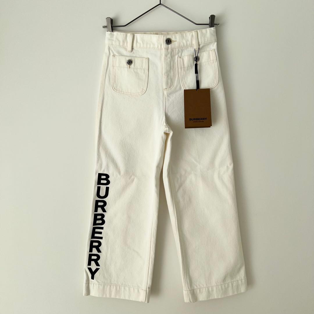 【新品タグ付き】BURBERRY バーバリー 140cm ロゴ 白デニムパンツ