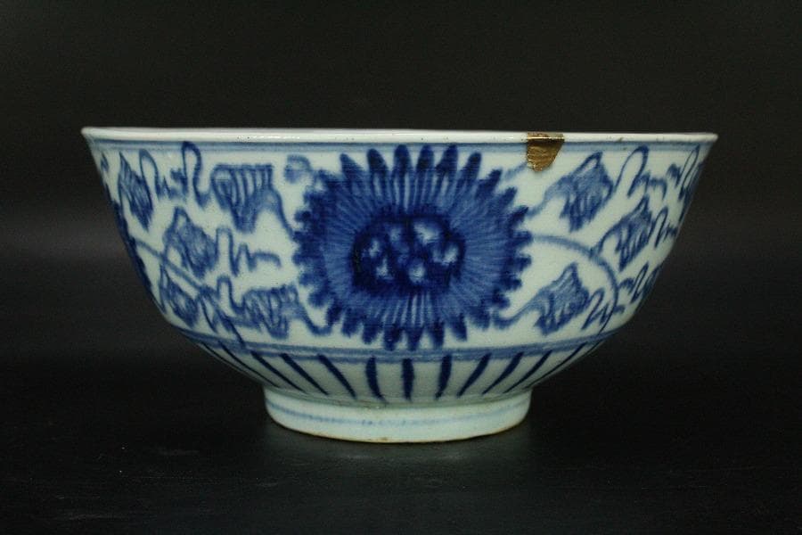 中国美術 青花 染付 纏枝蓮花紋 碗 φ18cm N809
