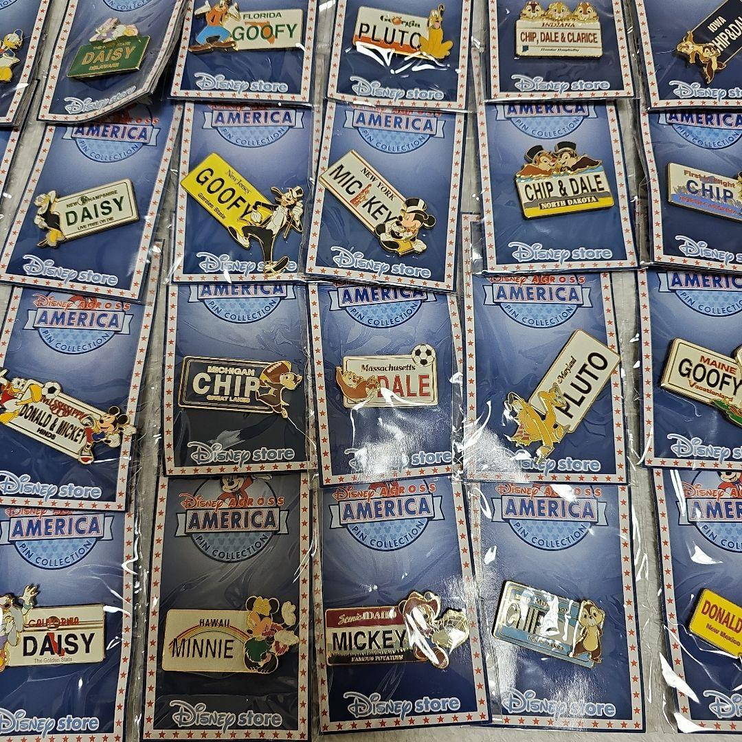 DisneyStore キャラクターピンバッジ アメリカ50州 50個まとめ売り