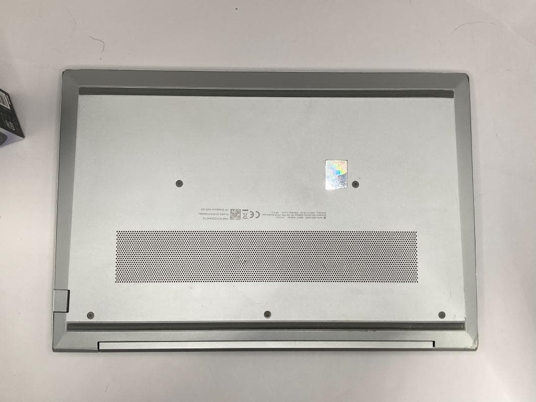 HP EliteBook 630 G9／12世代i5／16GB／SSD512GB