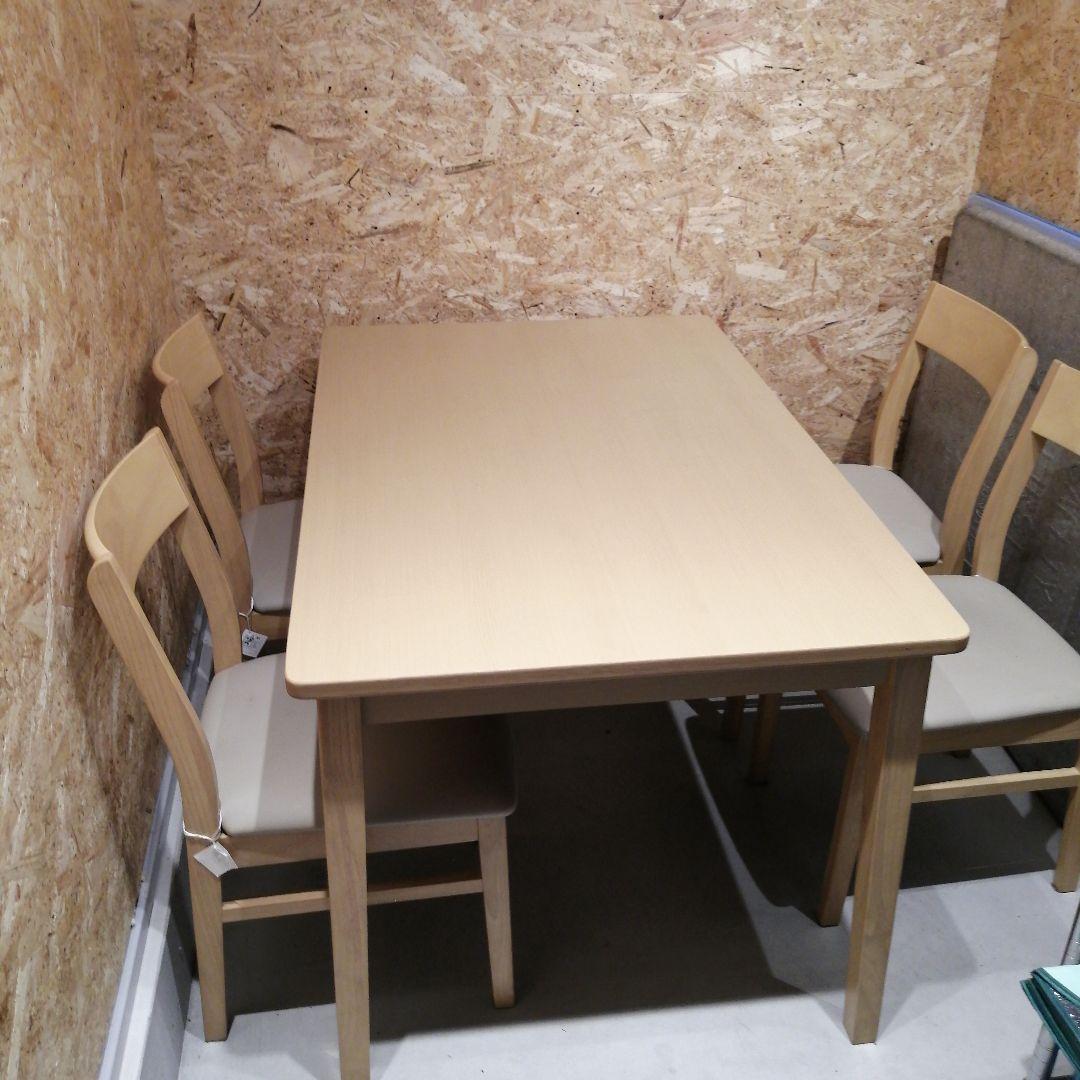 p*n様 ❤ナチュラル❤淡い木目調ダイニングテーブルセット　ブランド照明付き❤地