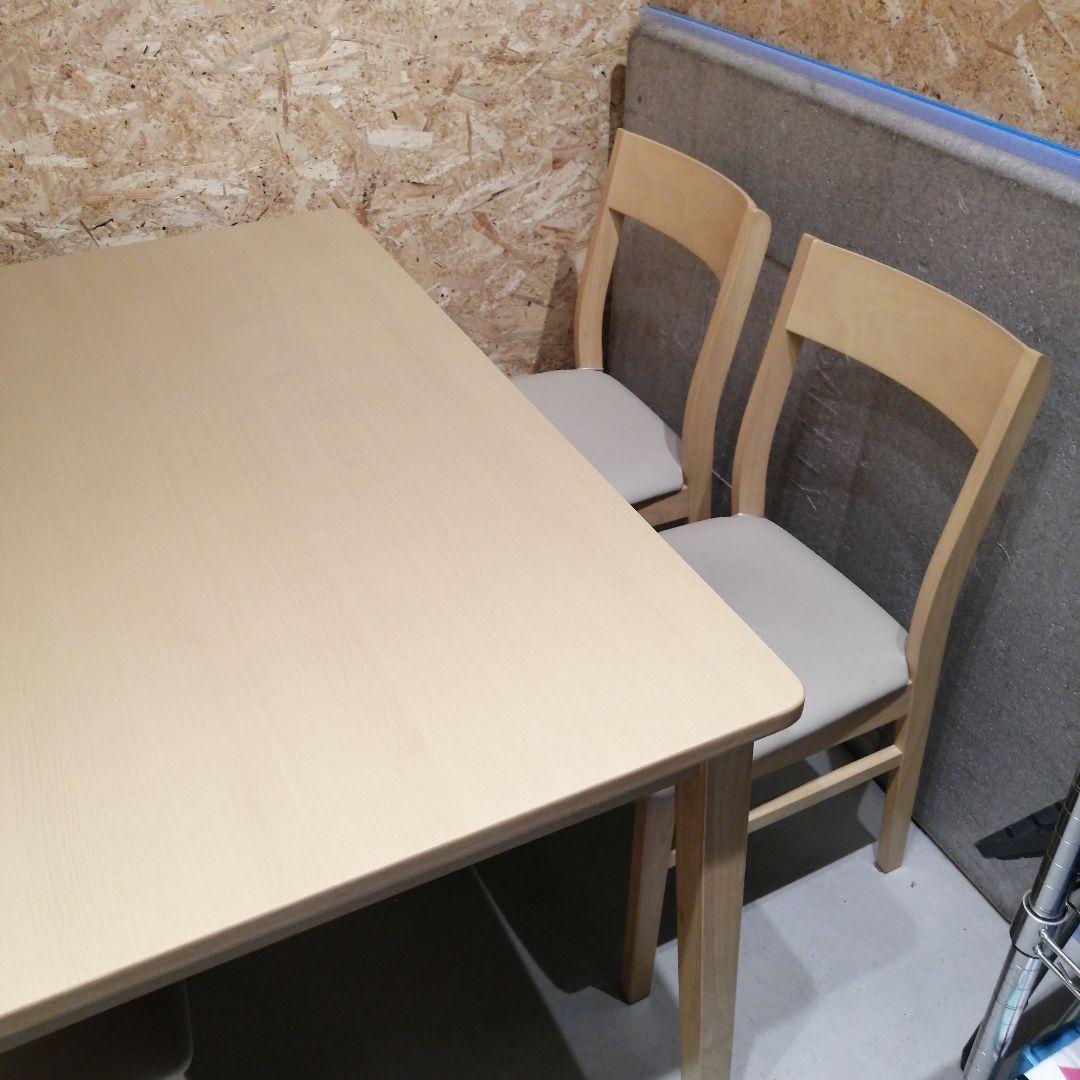 p*n様 ❤ナチュラル❤淡い木目調ダイニングテーブルセット　ブランド照明付き❤地