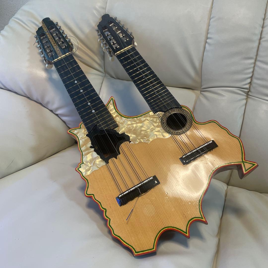 民族楽器 チャランゴ