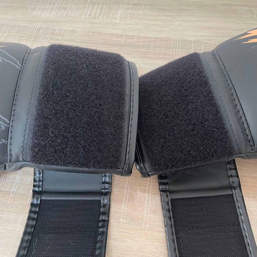 ★極美品★ Venum S47 ボクシング グローブ - ブラック/オレンジ