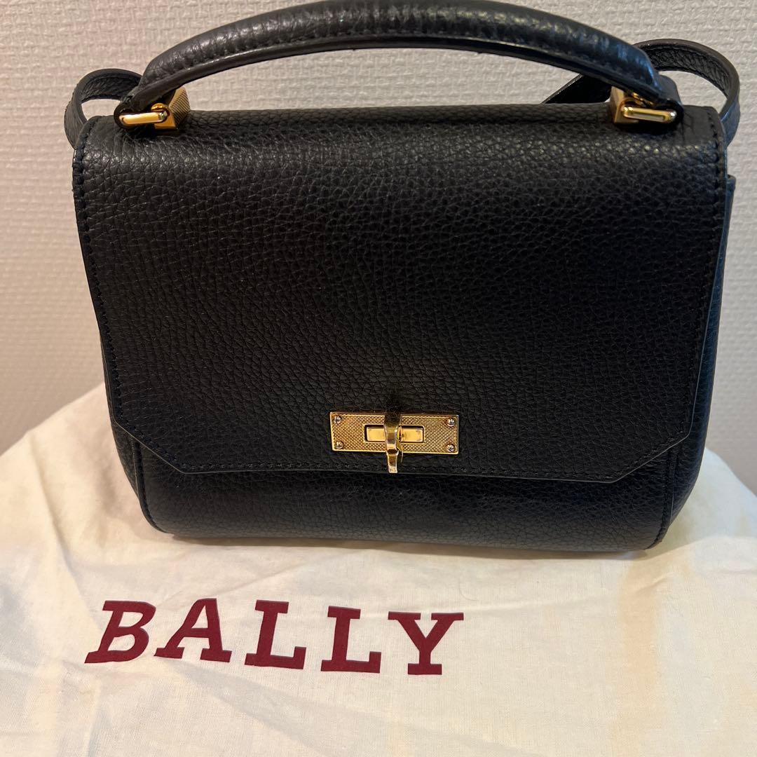 BALLY 黒 レザー ショルダーバッグ