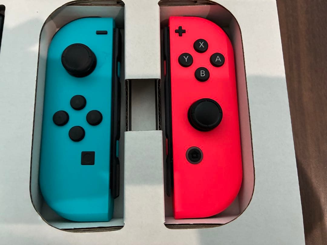 Nintendo Switch ネオンレッド/ブルー 本体