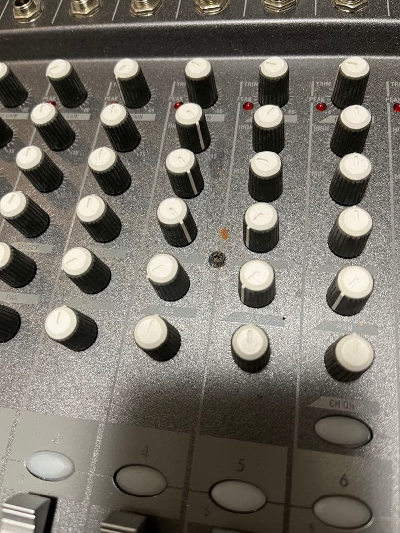 KORG D888 マルチトラックレコーダー 8チャンネル XLR入力