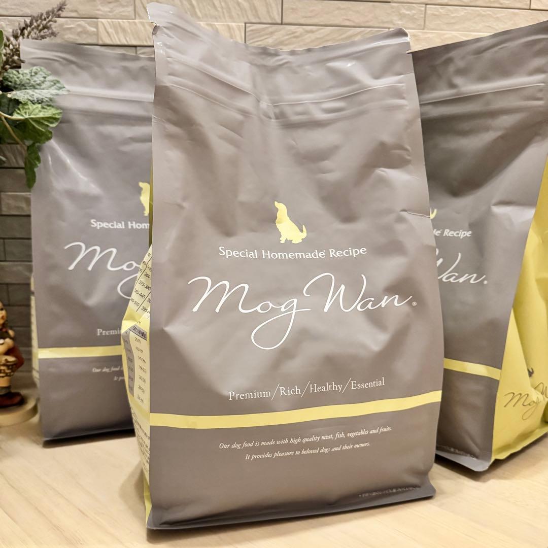 新品未開封 モグワン 3袋セット チキン＆サーモン　ドッグフード