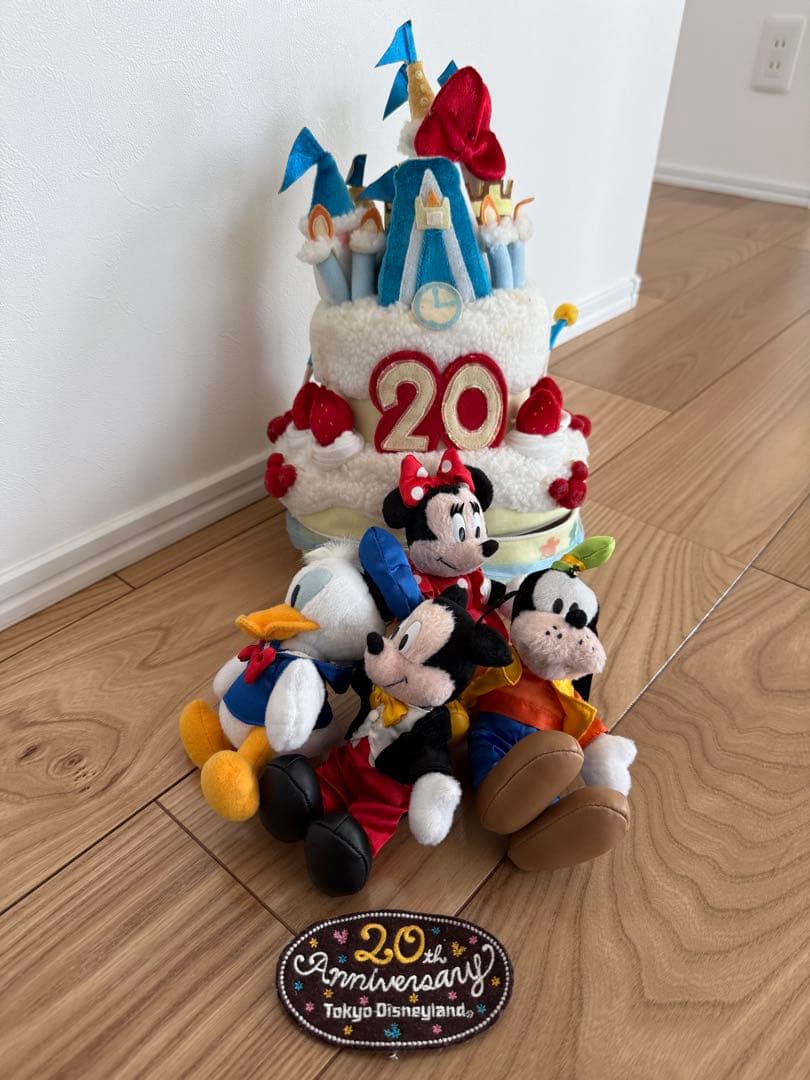 東京ディズニーランド 20周年 ケーキ型キャラクターグッズ