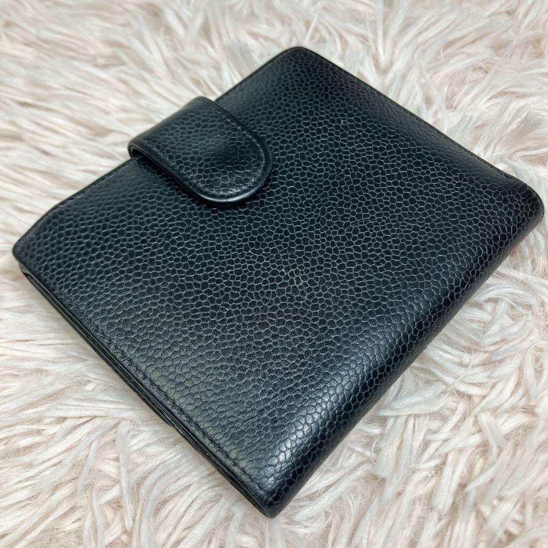 大人気 CHANEL 二つ折り財布 ココマーク キャビアスキン レザー Wホック