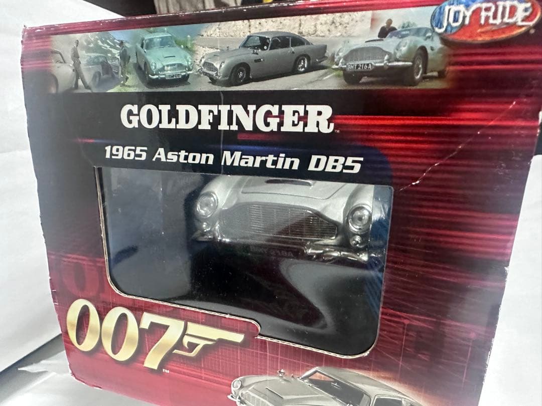 1/18 アストン マーチン DB5 シルバー　007 ゴールドフィンガー