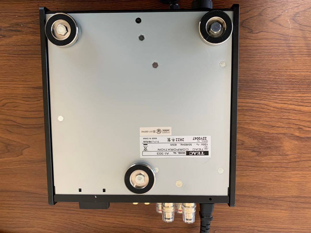 TEAC AI-303 プリメインアンプ