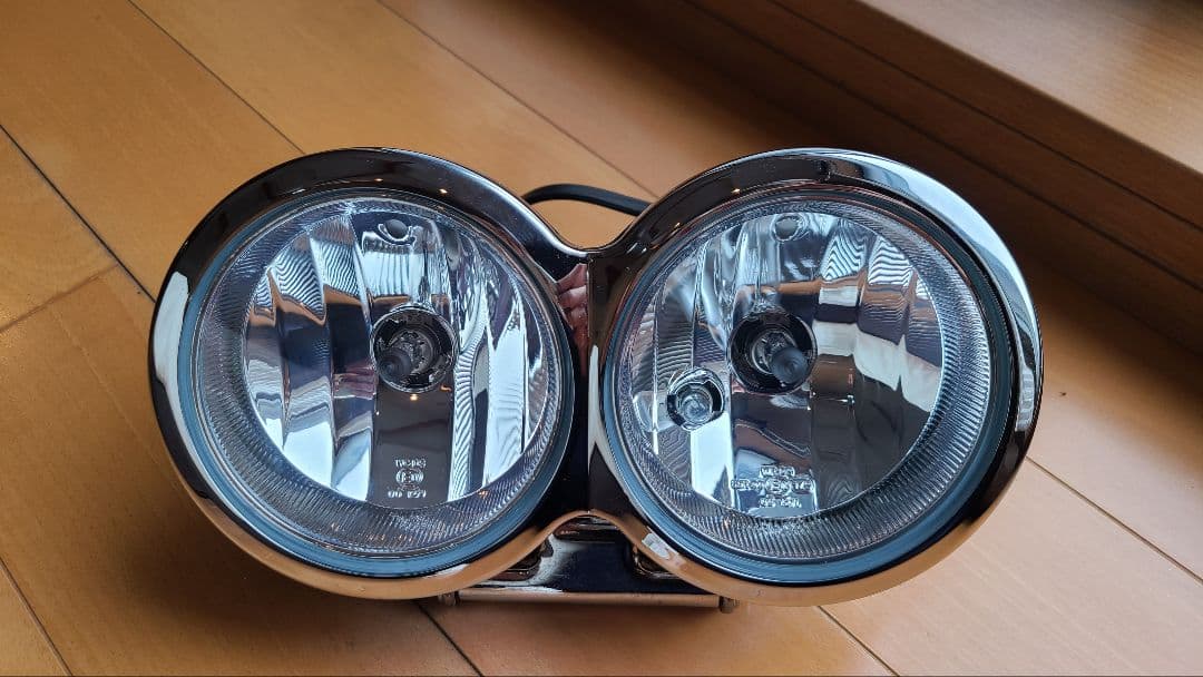 ハーレーFXDFSE純正ヘッドライト　ダブルライト