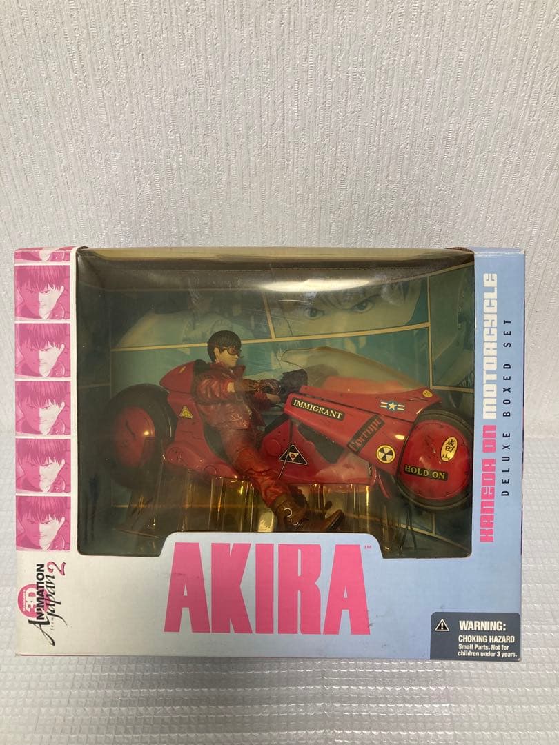 『AKIRA』の金田が乗るバイクのフィギュアです。