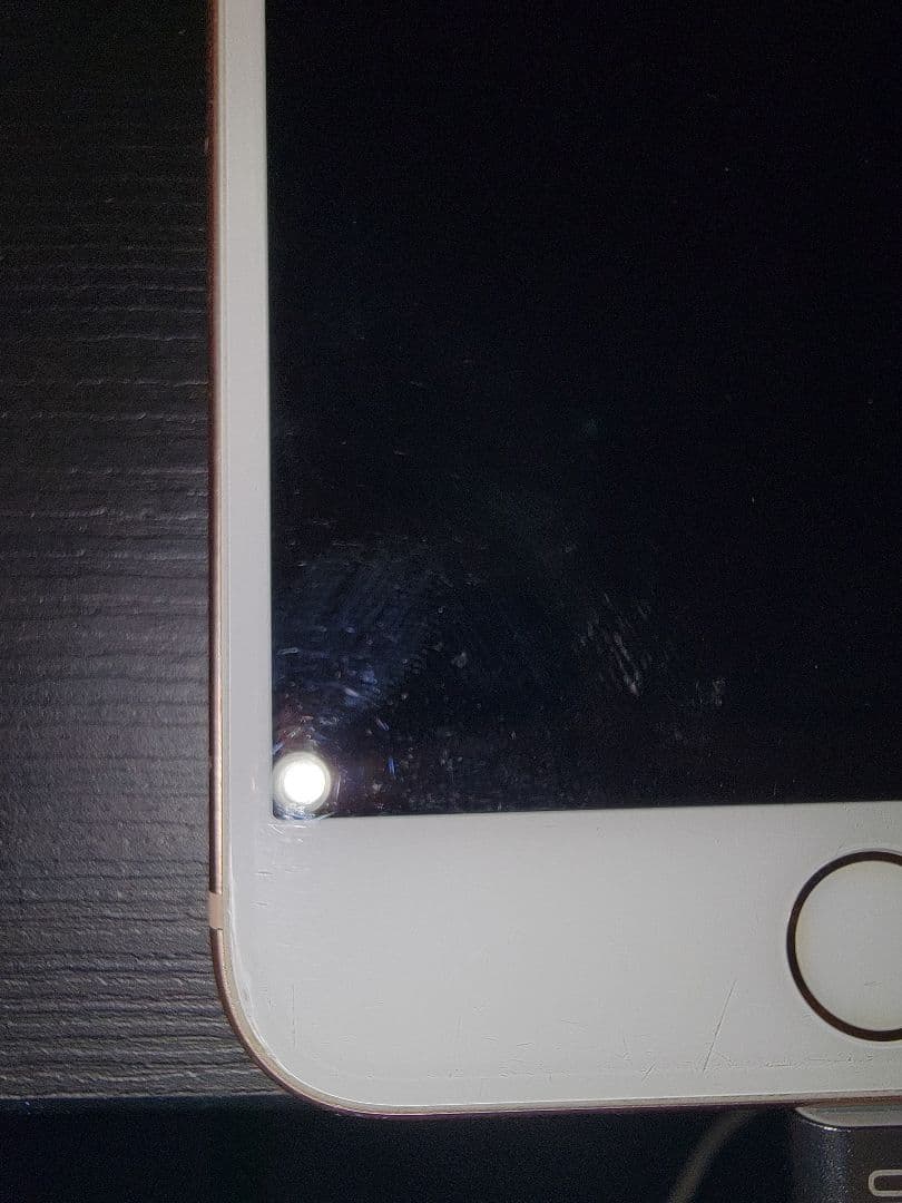 iPhone 8 Plus ゴールド