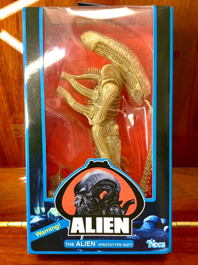NECA【エイリアン プロトタイプスーツ】