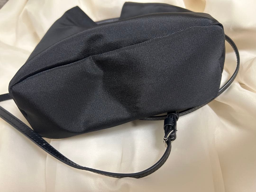 【お値下げ】MM6 JAPANESE(ジャパニーズ)ナノバッグ ショルダーバッグ