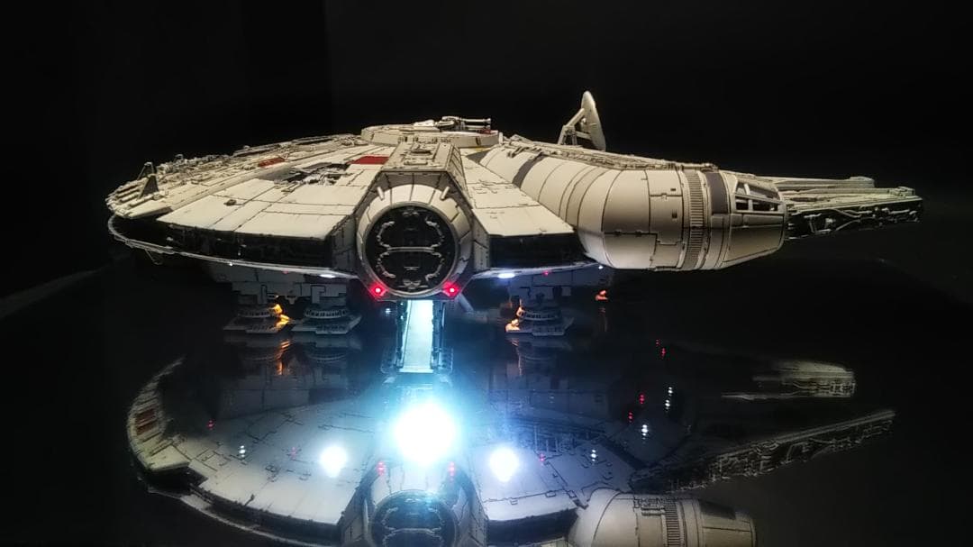 1/144 電飾改修 ミレニアムファルコン 塗装済完成品　 スターウォーズ
