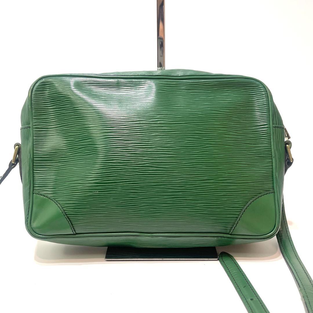 【新春特別価格】Louis Vuitton ルイヴィトン エピ ショルダーバッグ