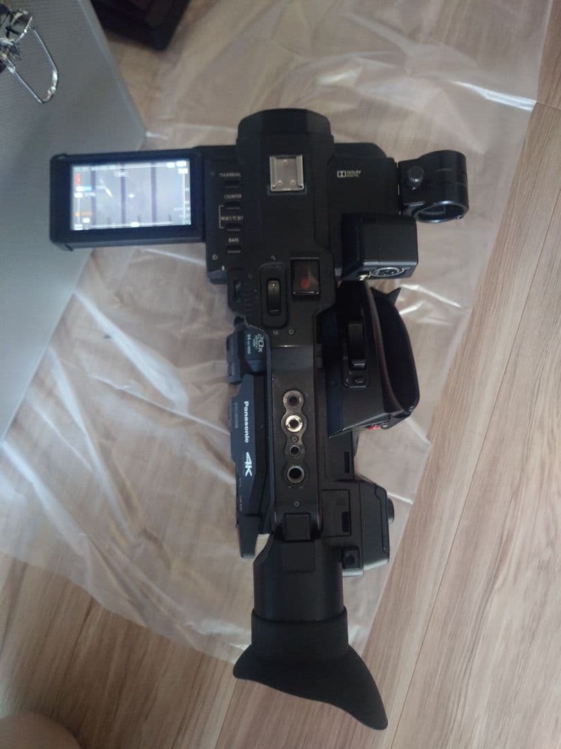 ビデオカメラ Panasonic UX180 4K 60p