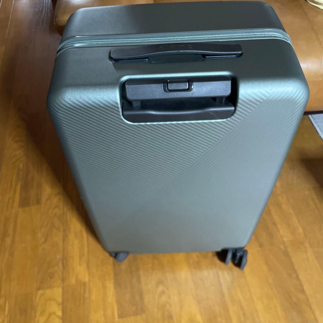 オルティモ　ロジェール　コルストーン